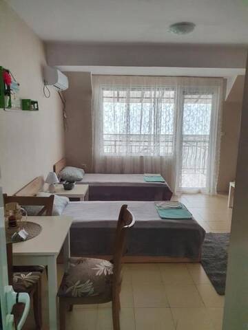 Фото номера Трехместный номер с собственной ванной комнатой Гостевой дом Rooms Lagat г. Троян 19