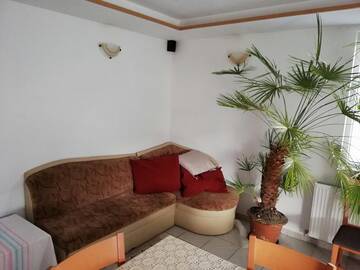 Фото номера Дом с 4 спальнями Гостевой дом Guest House Bojana г. Троян 7