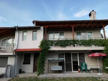 Фото Гостевой дом Guest House Bojana г. Троян 2